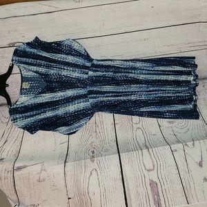 West loop mid length dress size large